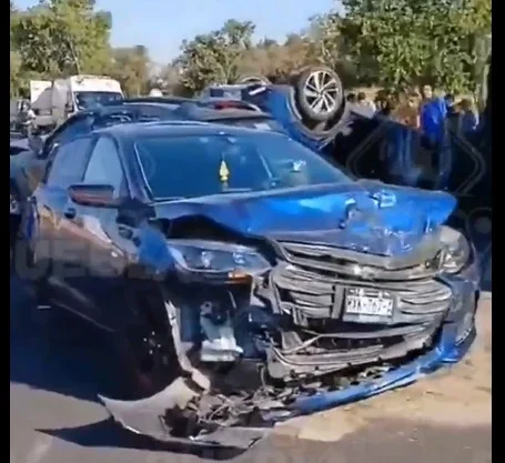 Caos en la Autopista: Fuerte accidente en San Matías Tlalancaleca