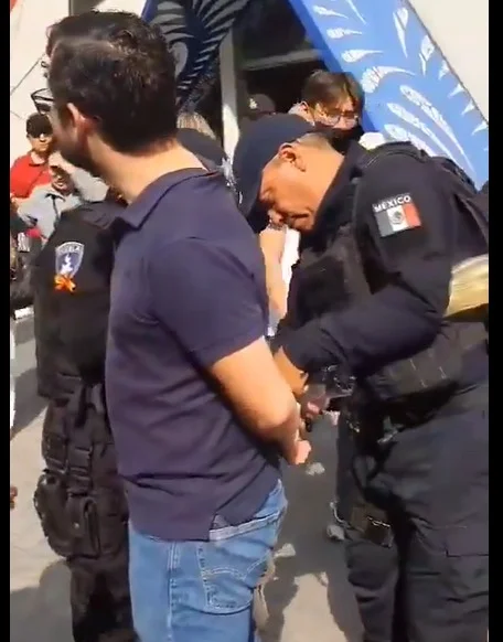 Alerta en Puebla: Capturan a sujeto grabando bajo faldas en Feria de Puebla 2024