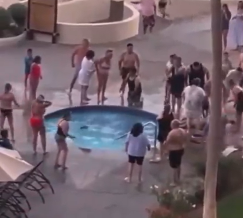 VIDEO: Familia estadounidense electrocutada en alberca de hotel Sonora Resort