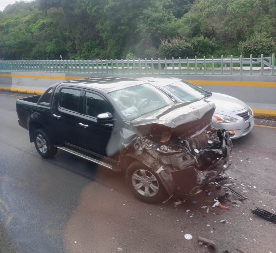 ¡Fuerte accidente en la autopista México-Cuernavaca!
