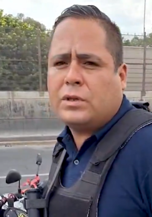 Policía de Ecatepec extorsiona y amenaza a motociclista