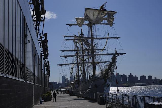 Marina mexicana desarrolla hipótesis sobre accidente del buque «Cuauhtémoc»