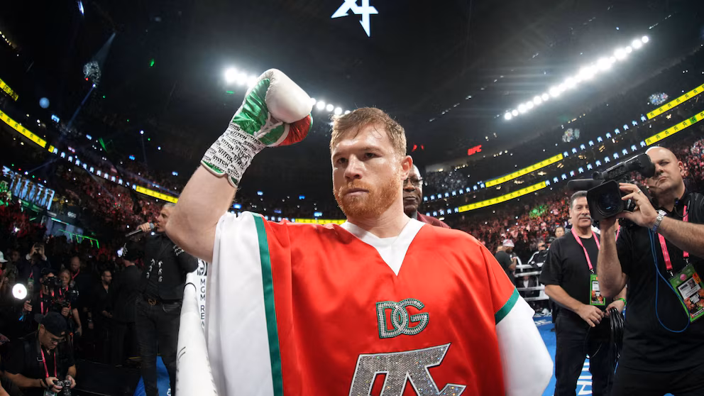 El respeto que deja huella: rival de Canelo admite su arrepentimiento
